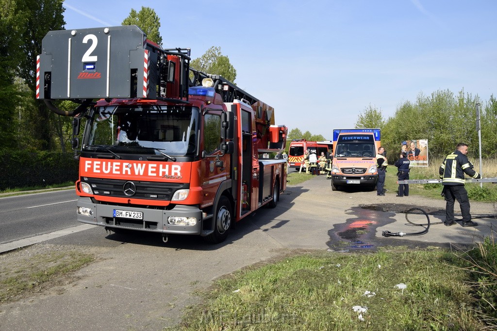 Schwerer VU LKW Zug Bergheim Kenten Koelnerstr P167.JPG - Miklos Laubert